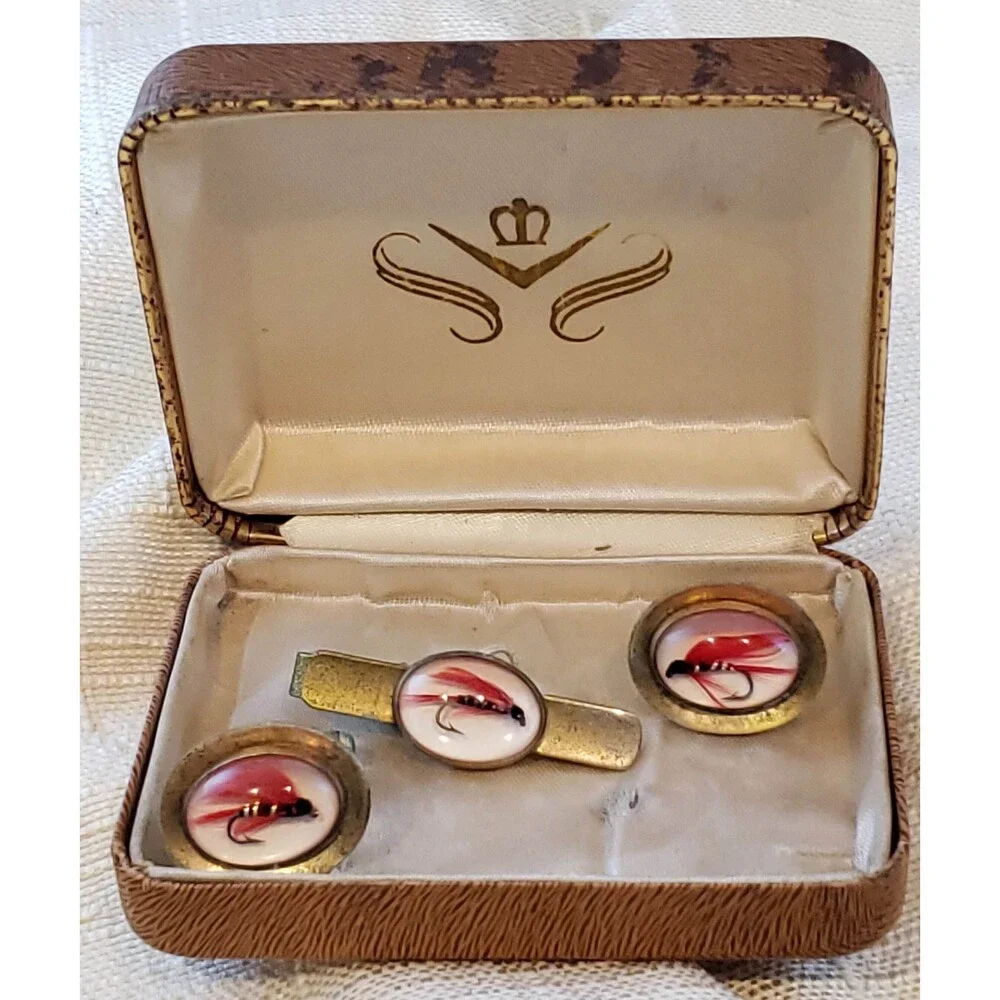 Vintage Unsigned Fly-Fishing Gold Tone Metal Tie Bar and Cufflinks Original Box